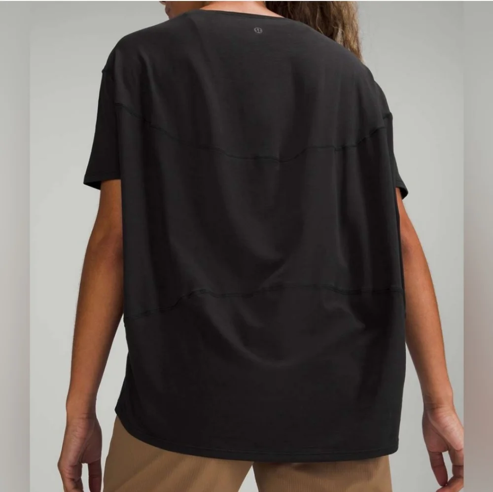 LULULEMON Black Back In Action Short Sleeve Shirt